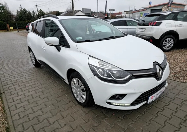 Renault Clio cena 29900 przebieg: 210000, rok produkcji 2017 z Krynica-Zdrój małe 172